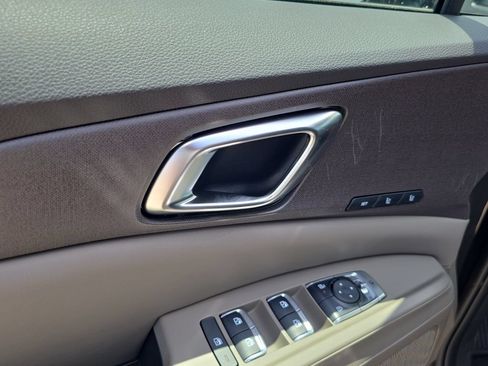 New 2027 Kia Carnival EX FWD image 19