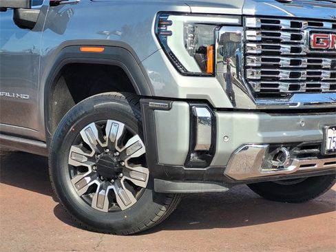 Used 2025 GMC Sierra 2500 Denali w/ Denali Reserve Package image 4