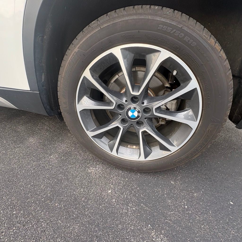 Used 2016 BMW X5 xDrive35i AWD/4WD image 9