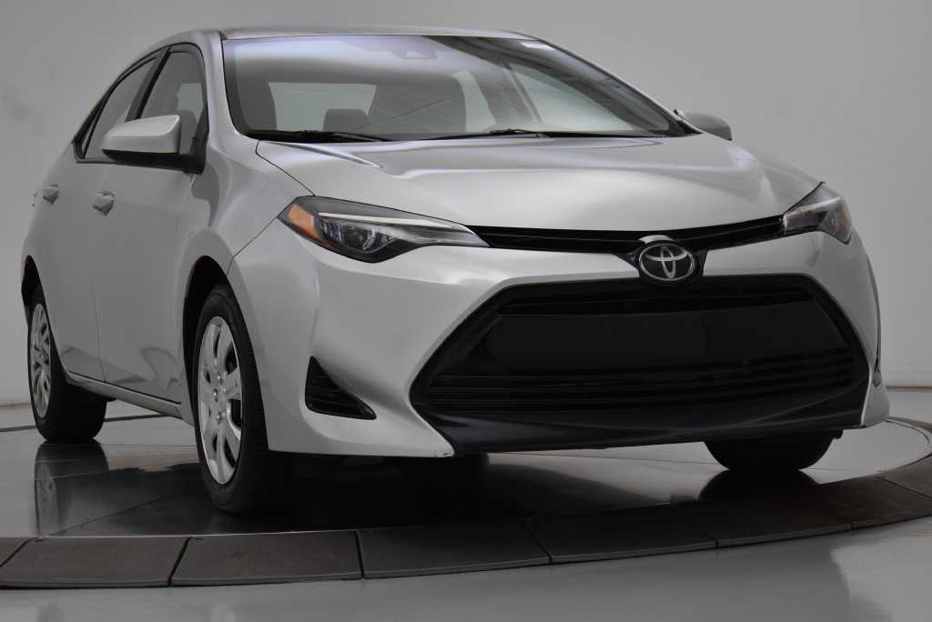 Used 2018 Toyota Corolla LE FWD image 11