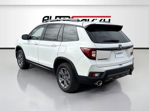 Used 2025 Honda Passport TrailSport image 5