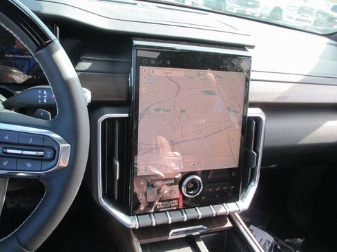 New 2026 GMC Acadia Denali Ultimate image 19