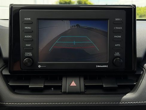 Certified 2022 Toyota RAV4 XLE w/ Convenience Package AWD/4WD image 17