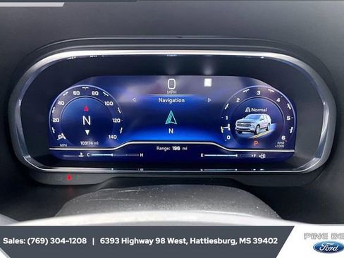 Used 2023 Chevrolet Tahoe LT w/ Luxury Package image 14