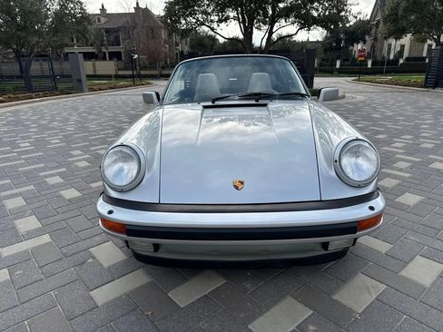 Used 1989 Porsche 911 Carrera RWD image 23