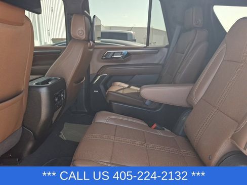 Used 2025 Chevrolet Tahoe High Country AWD/4WD image 20