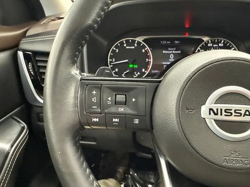 Used 2021 Nissan Rogue SL AWD/4WD image 27