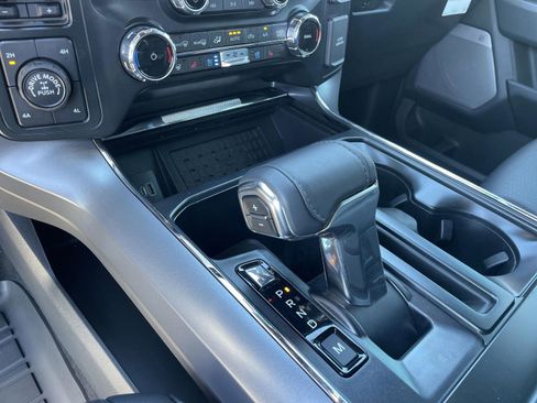 New 2025 Ford F150 Lariat w/ Equipment Group 501A Mid image 15