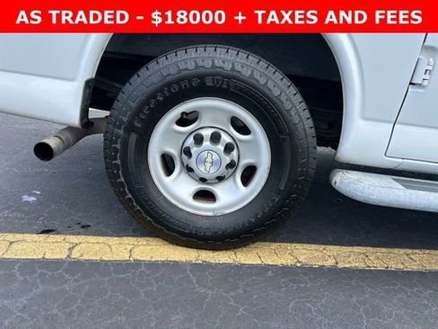 Used 2020 Chevrolet Express 2500 w/ Driver Convenience Package image 7