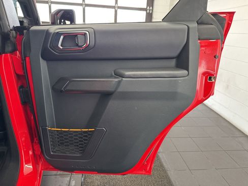 Used 2024 Ford Bronco Badlands w/ Sasquatch Package AWD/4WD image 47