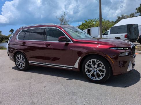 Used 2026 BMW X7 xDrive40i AWD/4WD image 2