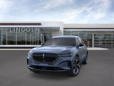 New 2025 Lincoln Nautilus Premier w/ Jet Appearance Package image 2