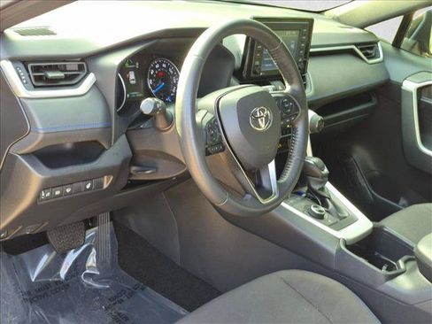 Certified 2022 Toyota RAV4 SE w/ SE Grade Weather Package AWD/4WD image 9
