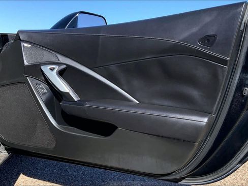 Used 2017 Chevrolet Corvette Z51 3LT image 21