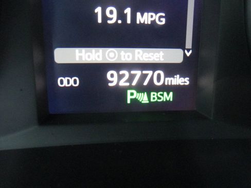 Used 2019 Toyota Highlander Limited image 29