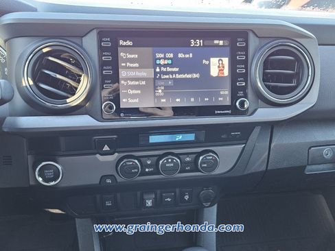 Used 2021 Toyota Tacoma TRD Sport image 15