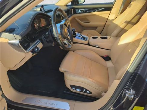 Used 2018 Porsche Panamera 4 AWD/4WD image 11