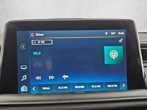 Used 2022 Chevrolet Tahoe Z71 w/ Luxury Package image 11