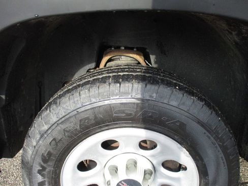 Used 2009 GMC Sierra 1500 W/T image 13