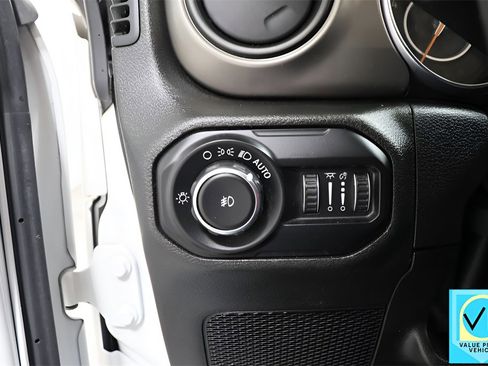 Used 2019 Jeep Wrangler Unlimited Sport S image 18