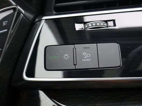 Used 2023 Audi Q7 3.0T Premium Plus w/ Premium Plus Package AWD/4WD image 37