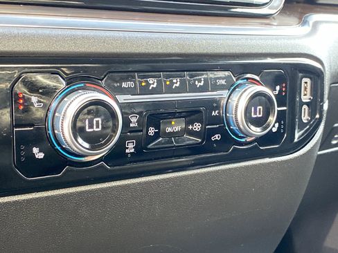 Used 2024 GMC Sierra 1500 SLT image 37