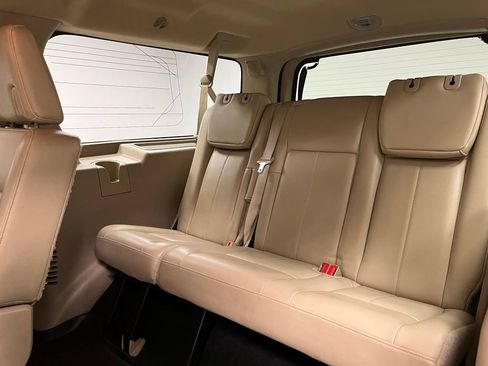 Used 2017 Ford Expedition EL XLT w/ Equipment Group 202A AWD/4WD image 45