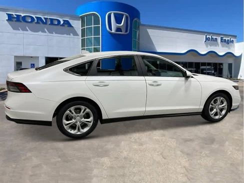 New 2025 Honda Accord LX image 7