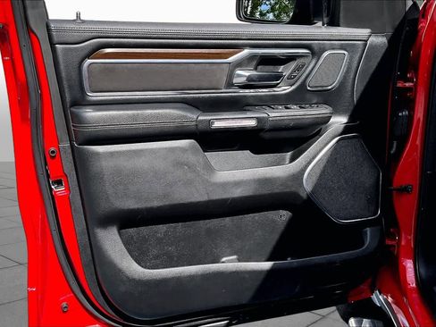 Used 2021 RAM 1500 Laramie AWD/4WD image 21