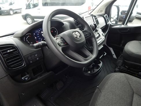 Used 2023 RAM ProMaster 2500 image 2