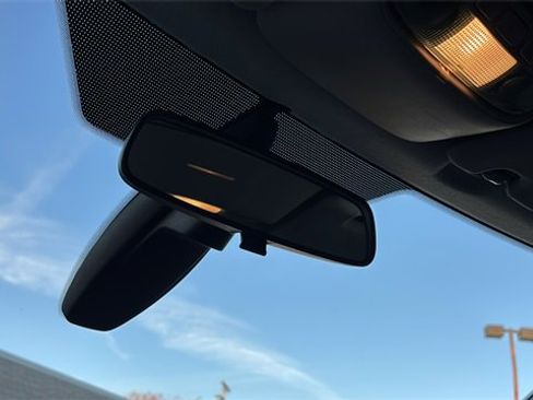 Used 2015 Ford Transit Connect XLT image 24