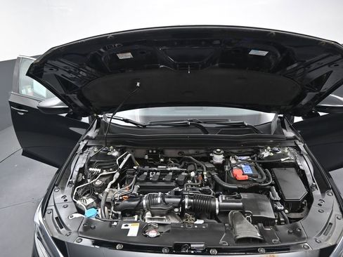 Used 2022 Honda Accord LX image 37