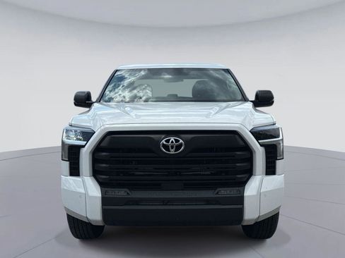 Used 2024 Toyota Tundra SR5 w/ SR5 Convenience Package AWD/4WD image 9