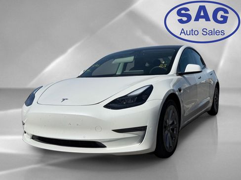 Used 2021 Tesla Model 3 Standard Range Plus RWD image 5