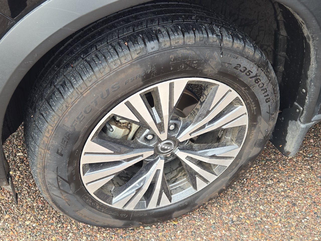 Used 2023 Nissan Rogue SV AWD/4WD image 14