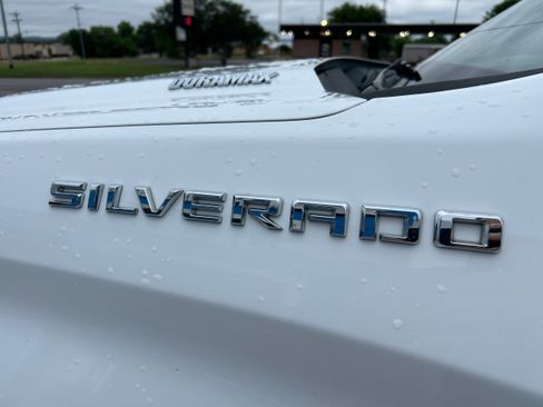 Used 2020 Chevrolet Silverado 1500 LT w/ Texas Edition AWD/4WD image 5