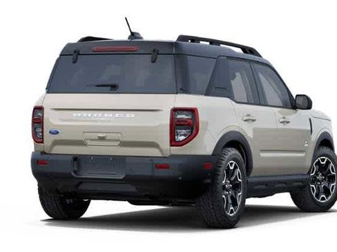 New 2025 Ford Bronco Sport Outer Banks image 3