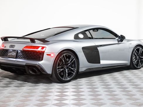 Used 2022 Audi R8 V10 performance image 6