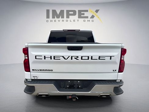 Used 2024 Chevrolet Silverado 1500 LT AWD/4WD image 3