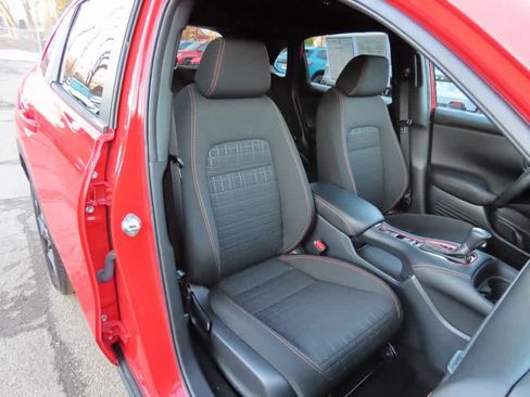 Used 2025 Honda HR-V Sport image 15