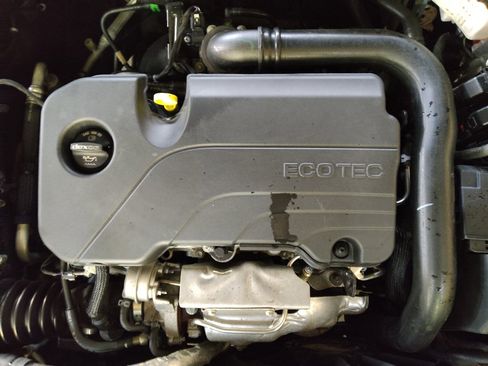 Used 2023 Chevrolet Malibu LT FWD image 30