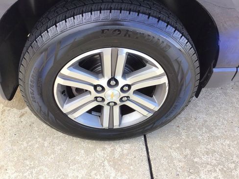 Used 2016 Chevrolet Traverse LT image 28