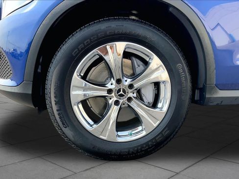 Used 2018 Mercedes-Benz GLC 300 4MATIC image 10