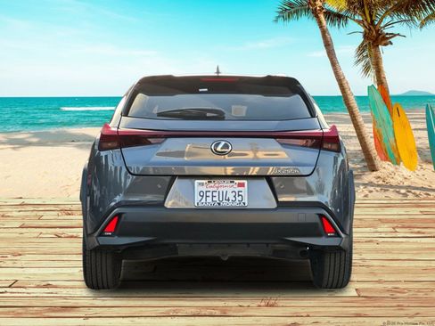 Used 2023 Lexus UX 250h FWD image 4
