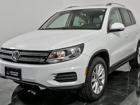 Used 2017 Volkswagen Tiguan Wolfsburg Edition image 5