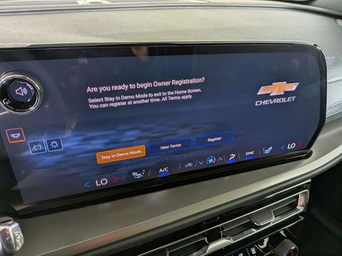 New 2026 Chevrolet Traverse LT w/ Driver Confidence Package image 25