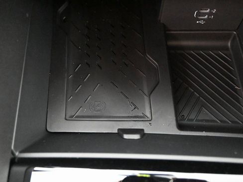 New 2026 Chrysler Pacifica Limited image 34