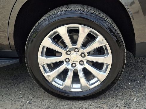 Used 2021 Chevrolet Tahoe Premier w/ Premium Package AWD/4WD image 31