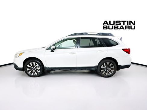 Used 2016 Subaru Outback 2.5i Limited AWD/4WD image 4