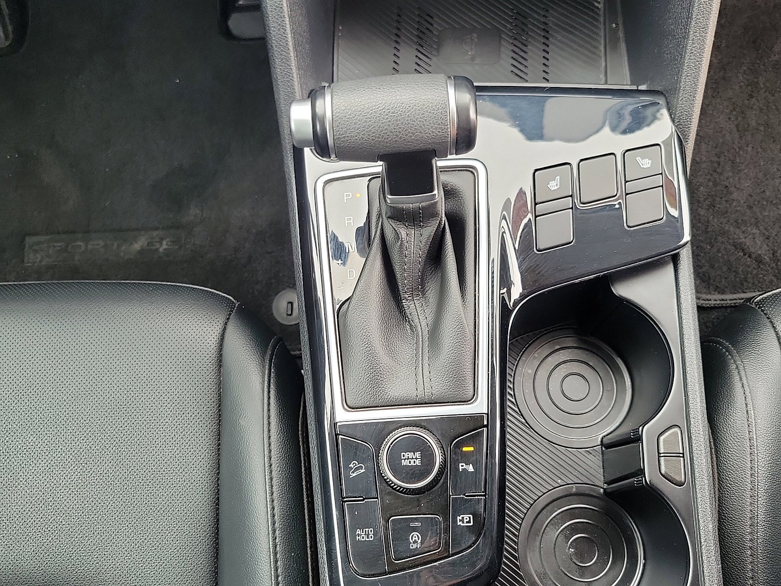 Used 2025 Kia Sportage EX FWD image 16